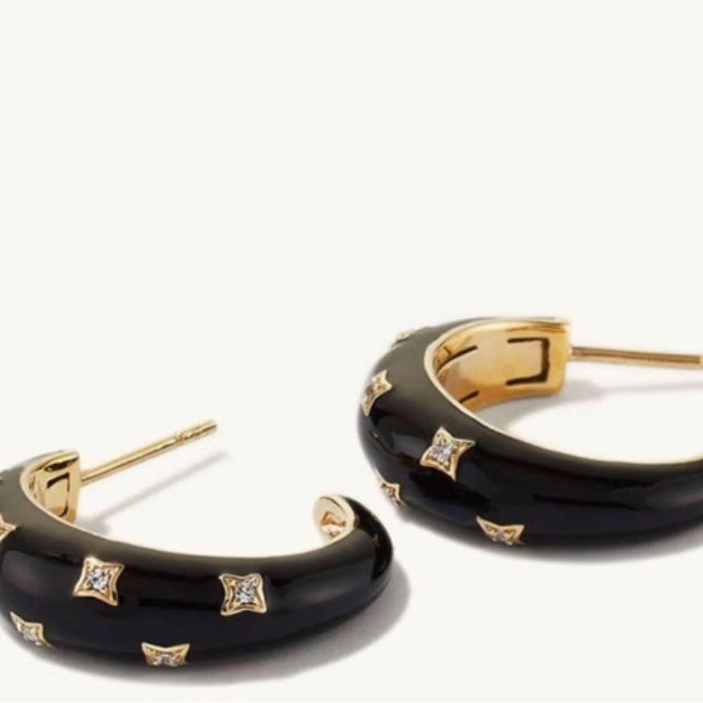 ISO Mejuri Toronto Dome Hoop earrings